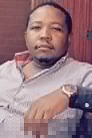 Presley Chweneyagae
