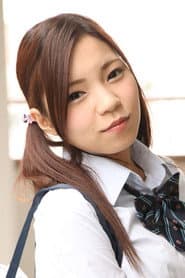 安達メイ