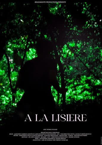 À la lisière