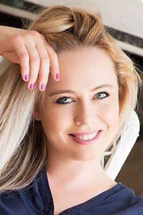 Eva Ujfaluši