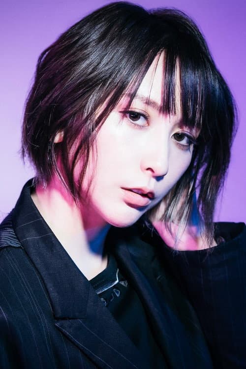 藍井エイル