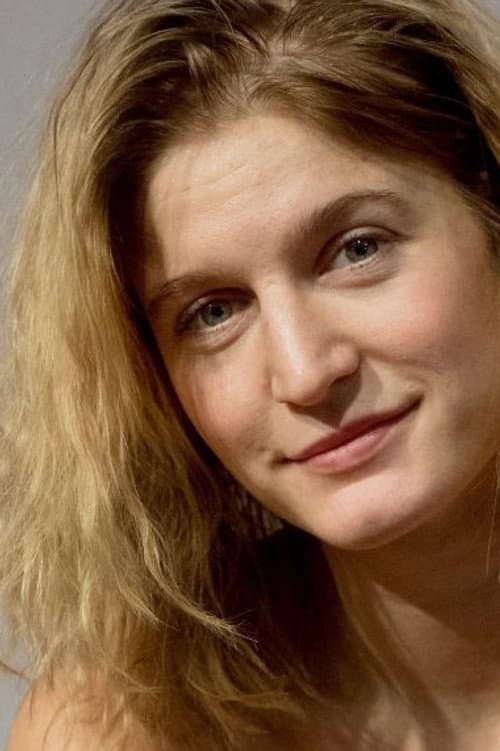 Földes Eszter