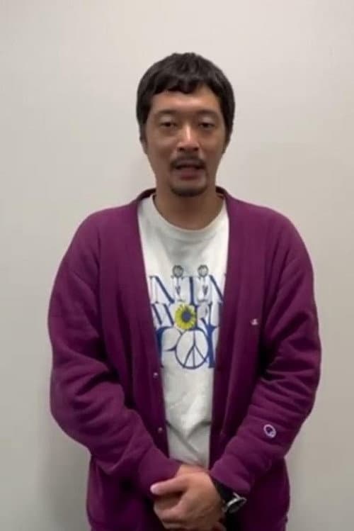 綾部真弥