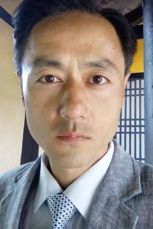 黄尊