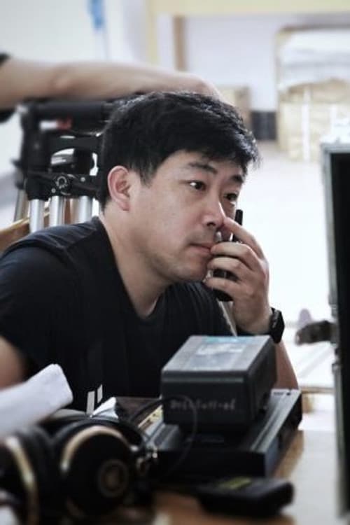 李伟