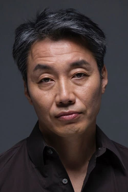 松角洋平
